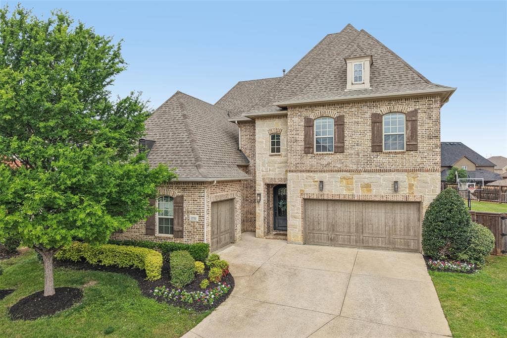 2731 Dames Lane, Irving, TX 75063 Front of home
