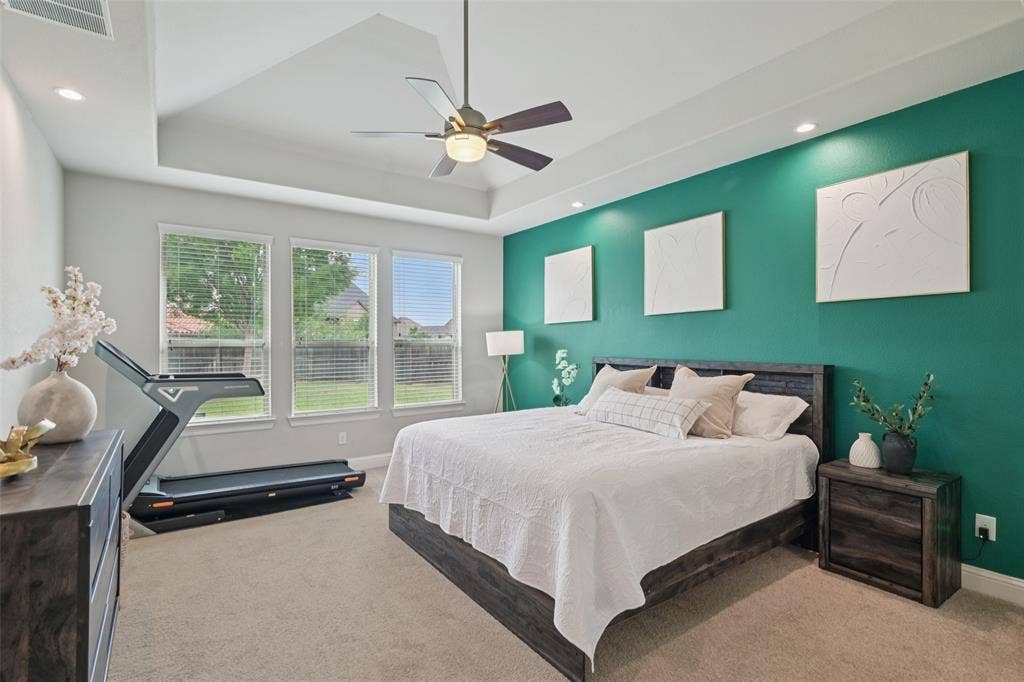 2731 Dames Lane, Irving, TX 75063 Primary suite - 1st floor
