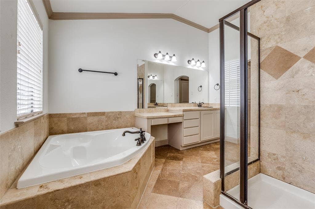 3038 Carmel Street, Dallas, TX 75204 3038 Carmel Street, Dallas, TX 75204