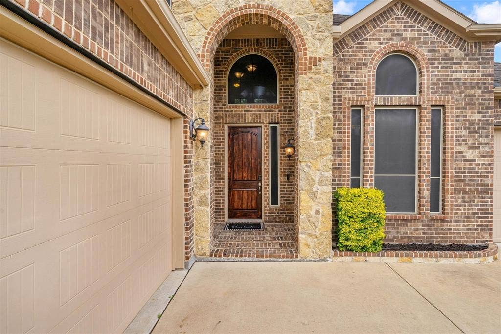 3233 Burgundy Lane, Midlothian, TX 76065 3233 Burgundy Lane, Midlothian, TX 76065