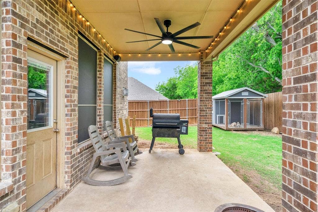 3233 Burgundy Lane, Midlothian, TX 76065 3233 Burgundy Lane, Midlothian, TX 76065