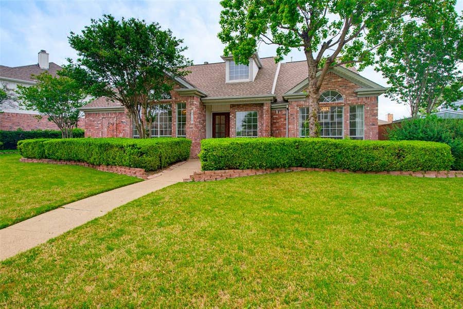 Property photo for 5718 Willowbrook Drive, Rowlett, TX