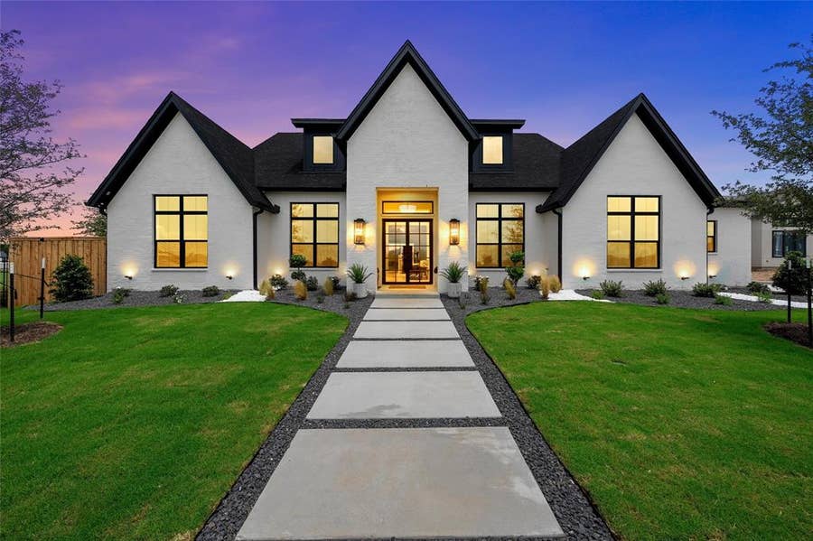 Property photo for 36 Pinehurst Drive, Woodway, TX