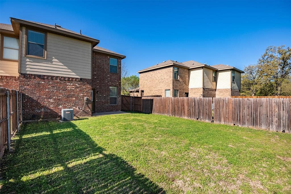 1426 Piedmont Drive, Mansfield, TX 76063 1426 Piedmont Drive, Mansfield, TX 76063