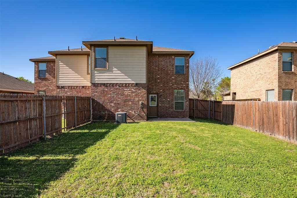 1426 Piedmont Drive, Mansfield, TX 76063 1426 Piedmont Drive, Mansfield, TX 76063
