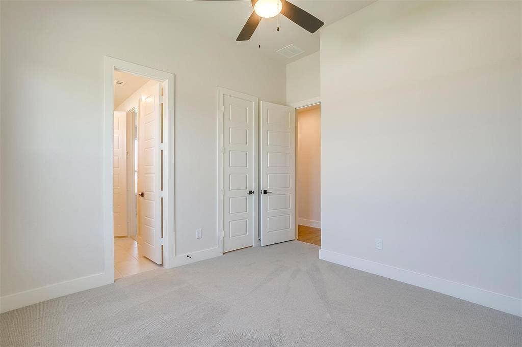 806 Feathergrass Court E, Haslet, TX 76052