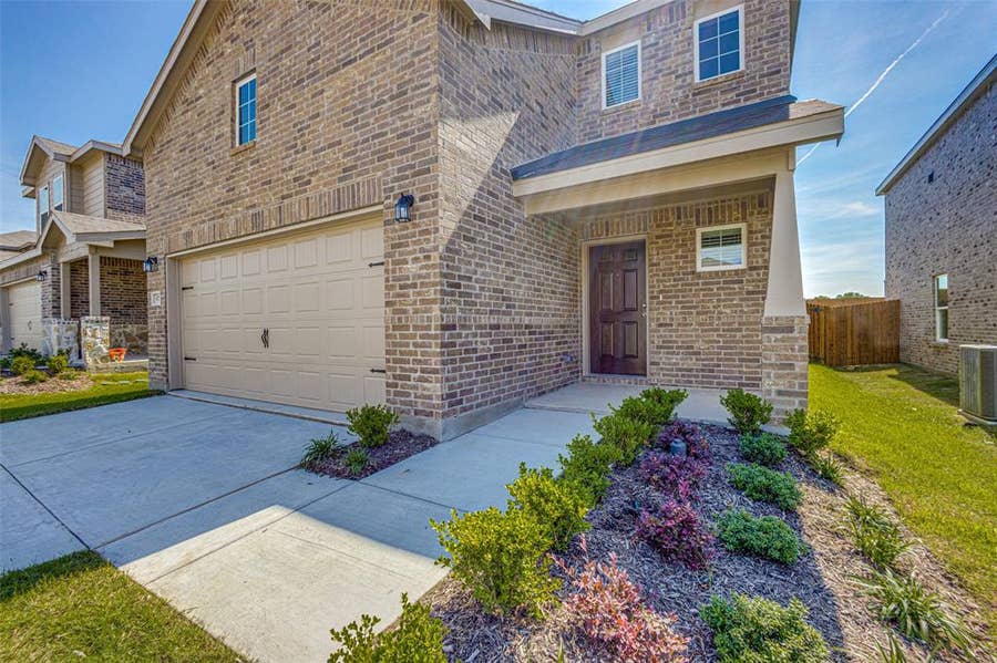 Property photo for 877 Table Rock Street, Princeton, TX