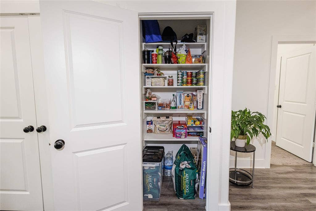 3231 Fairview Avenue, Dallas, TX 75223 3231 Fairview Avenue, Dallas, TX 75223