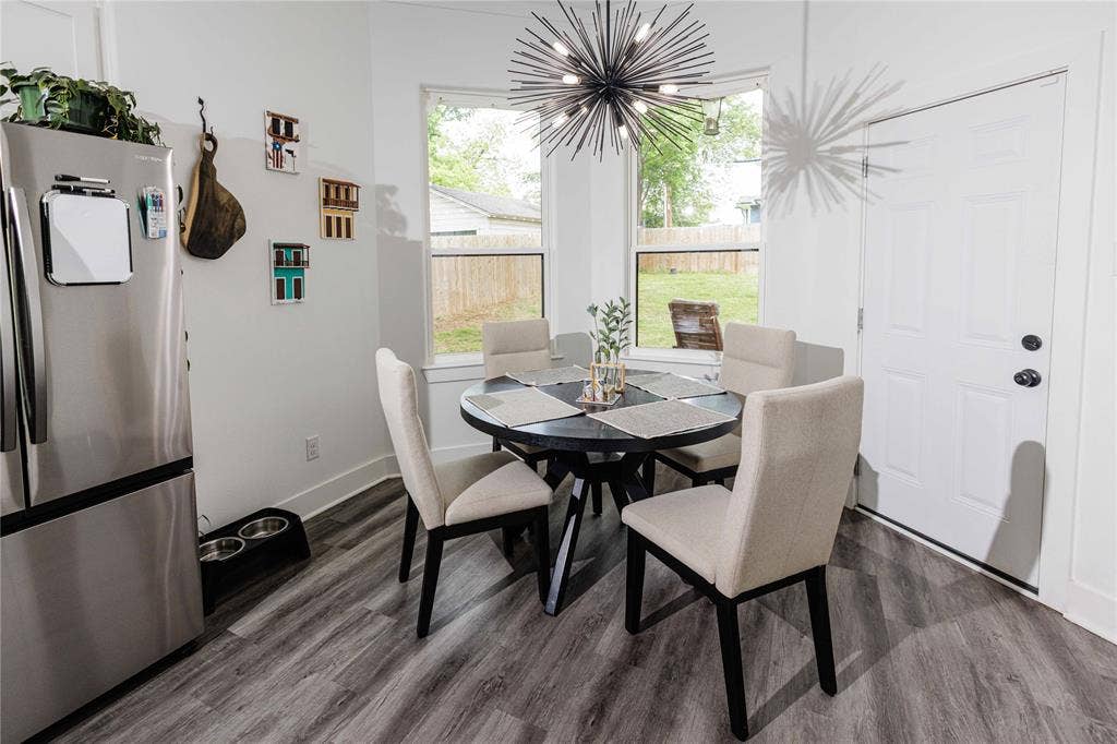 3231 Fairview Avenue, Dallas, TX 75223 3231 Fairview Avenue, Dallas, TX 75223