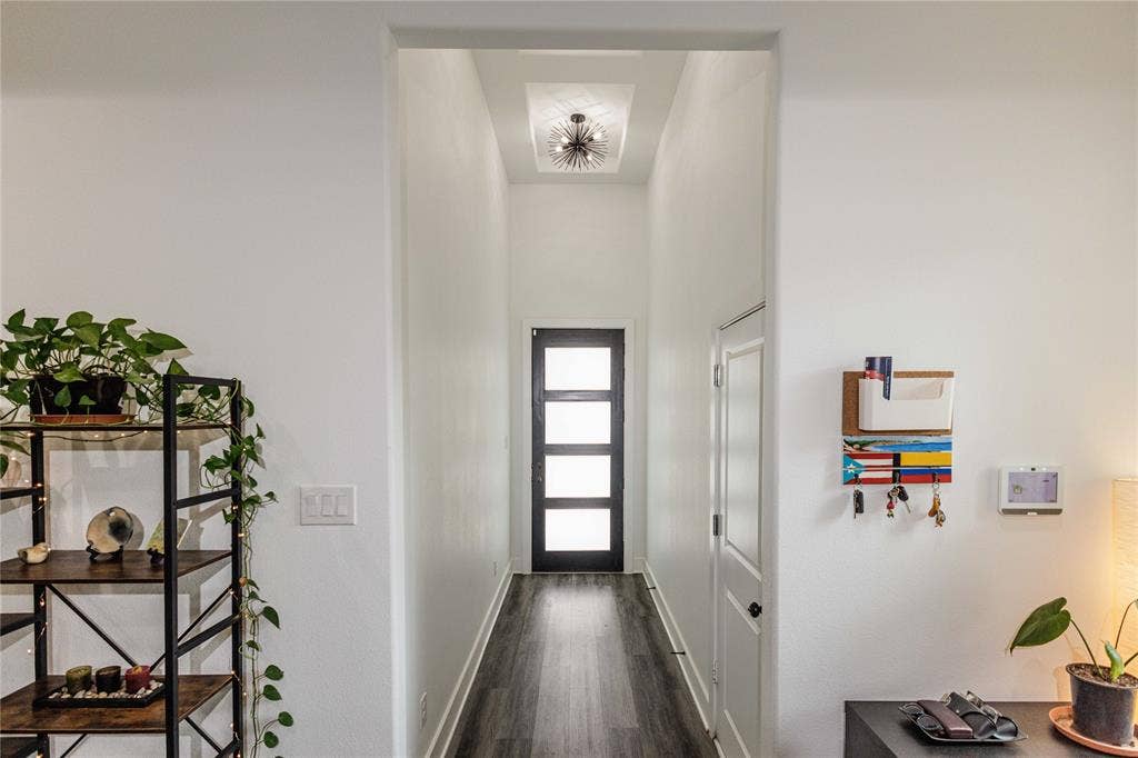 3231 Fairview Avenue, Dallas, TX 75223 3231 Fairview Avenue, Dallas, TX 75223