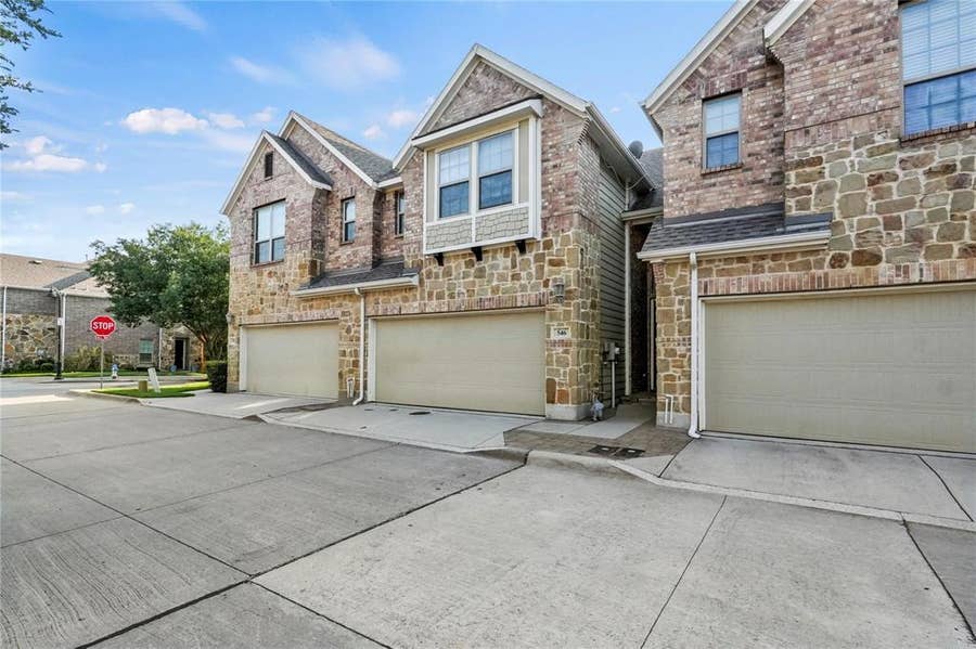 Property photo for 546 Alexandra Avenue, Richardson, TX