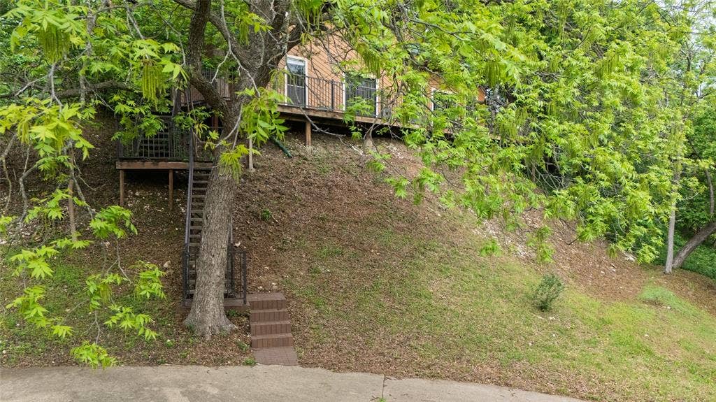 821 Cherlynne Drive, Cedar Hill, TX 75104 821 Cherlynne Drive, Cedar Hill, TX 75104