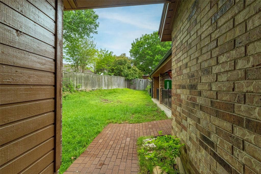 821 Cherlynne Drive, Cedar Hill, TX 75104 Yard from back door