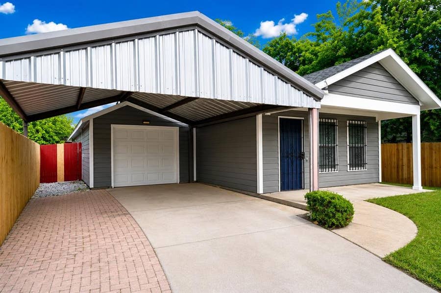 Property photo for 3226 Navaro Street, Dallas, TX
