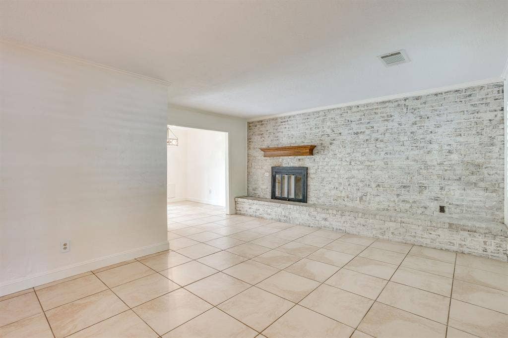 104 Wildwood Court, Azle, TX 76020 104 Wildwood Court, Azle, TX 76020