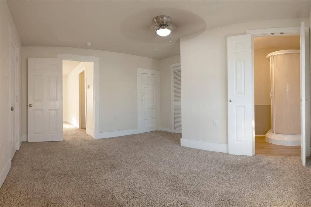 1910 S 12th Street, Waco, TX 76706 1910 S 12th Street, Waco, TX 76706