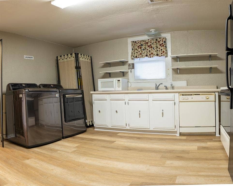 1910 S 12th Street, Waco, TX 76706 1910 S 12th Street, Waco, TX 76706