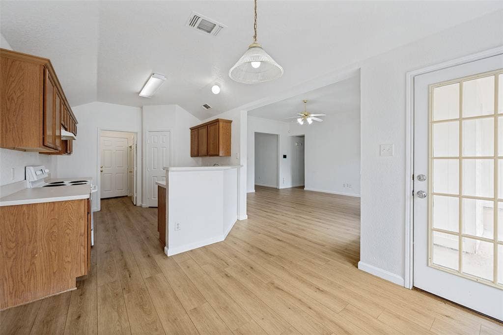 308 Rock Hill Drive, Crowley, TX 76036 308 Rock Hill Drive, Crowley, TX 76036