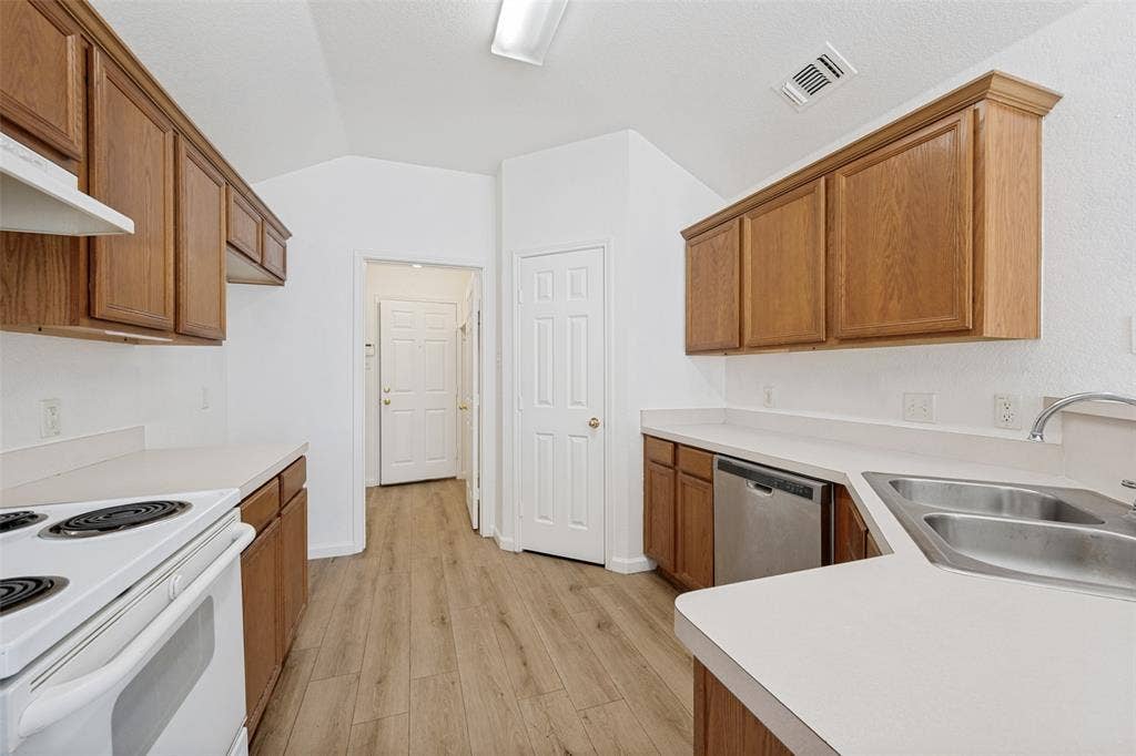 308 Rock Hill Drive, Crowley, TX 76036 308 Rock Hill Drive, Crowley, TX 76036