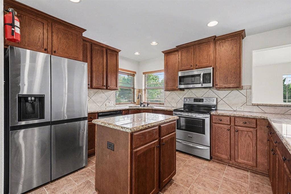 5945 County Road 441, Princeton, TX 75407 5945 County Road 441, Princeton, TX 75407
