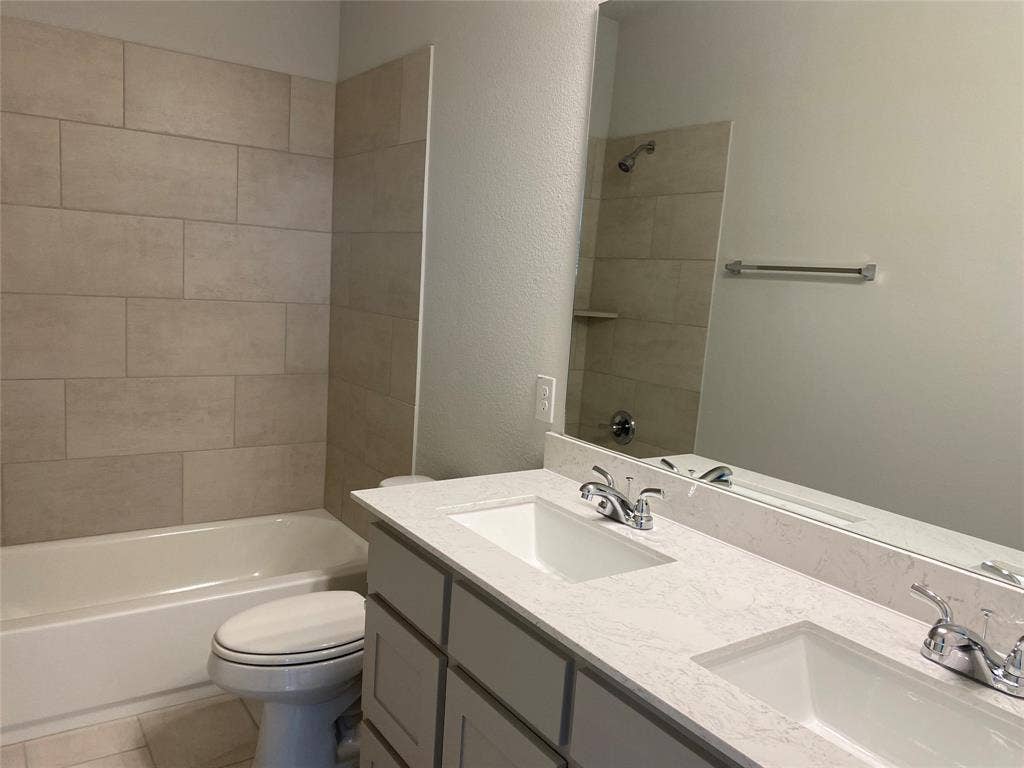 1702 Swayback Lane, Mansfield, TX 76063 1702 Swayback Lane, Mansfield, TX 76063