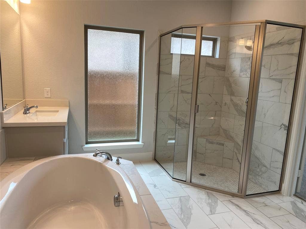 1702 Swayback Lane, Mansfield, TX 76063 1702 Swayback Lane, Mansfield, TX 76063