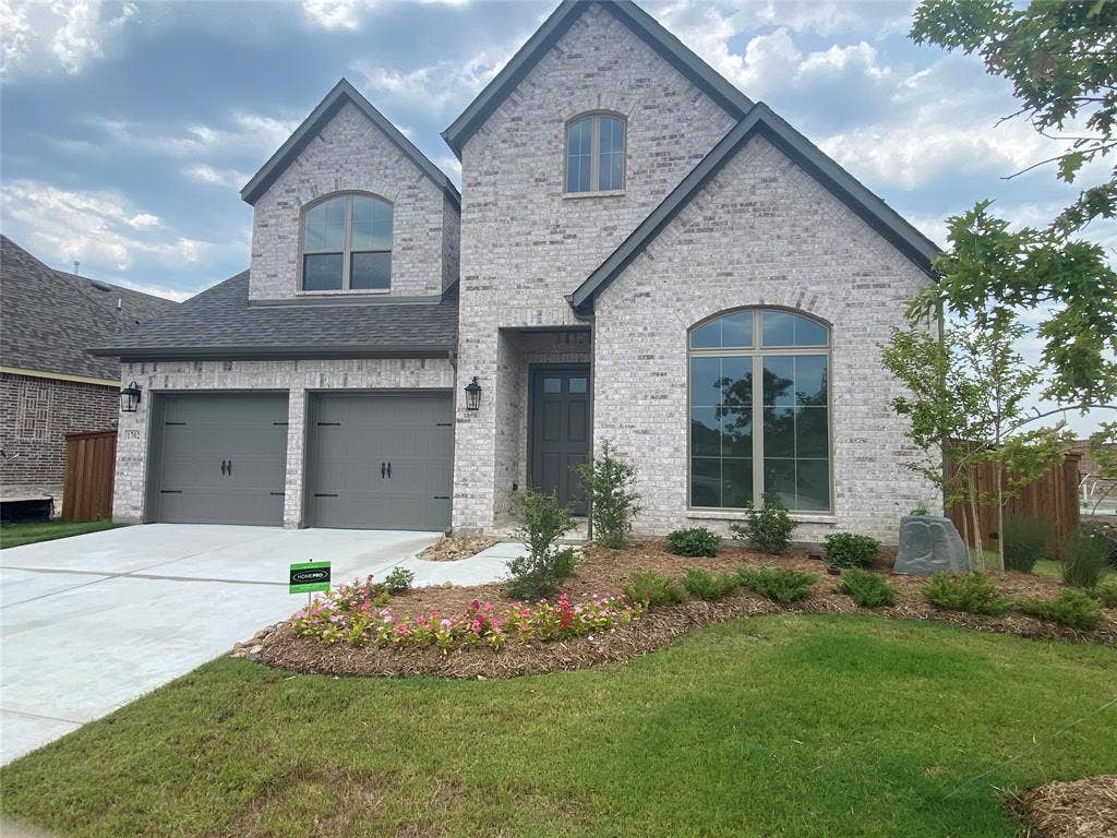1702 Swayback Lane, Mansfield, TX 76063 1702 Swayback Lane, Mansfield, TX 76063
