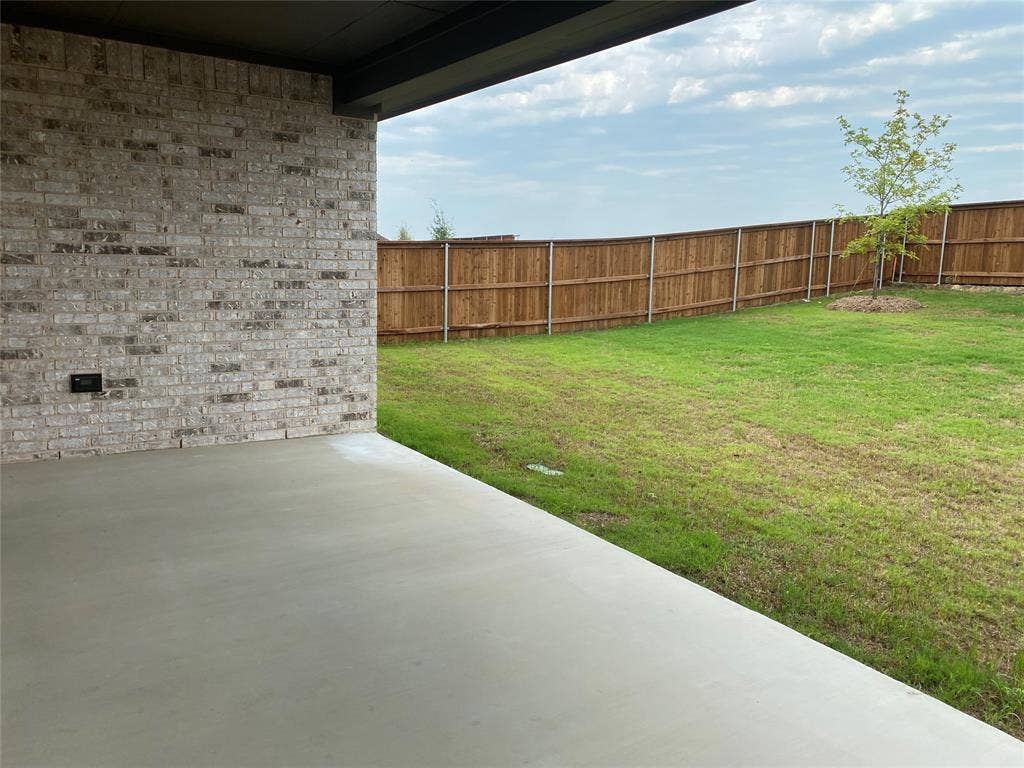 1702 Swayback Lane, Mansfield, TX 76063 1702 Swayback Lane, Mansfield, TX 76063