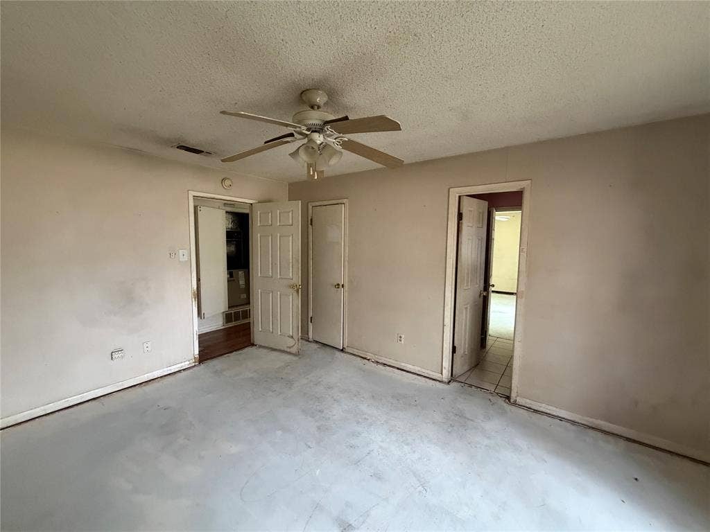 1115 Green River Trail, Cleburne, TX 76033 1115 Green River Trail, Cleburne, TX 76033