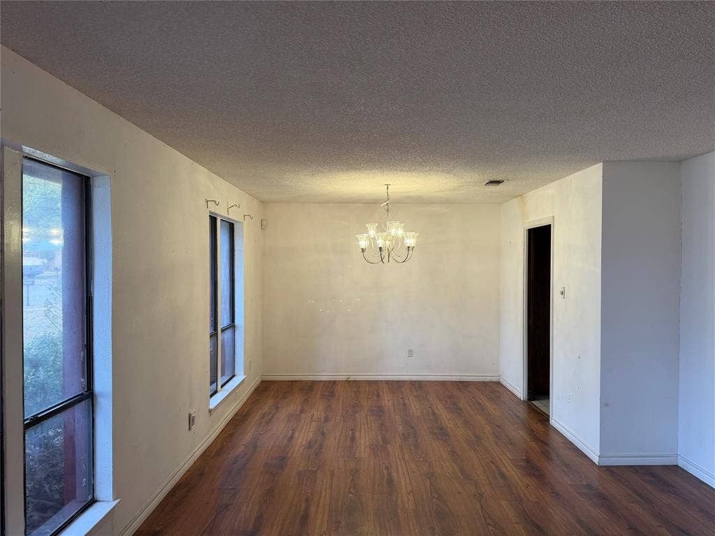 1115 Green River Trail, Cleburne, TX 76033 1115 Green River Trail, Cleburne, TX 76033