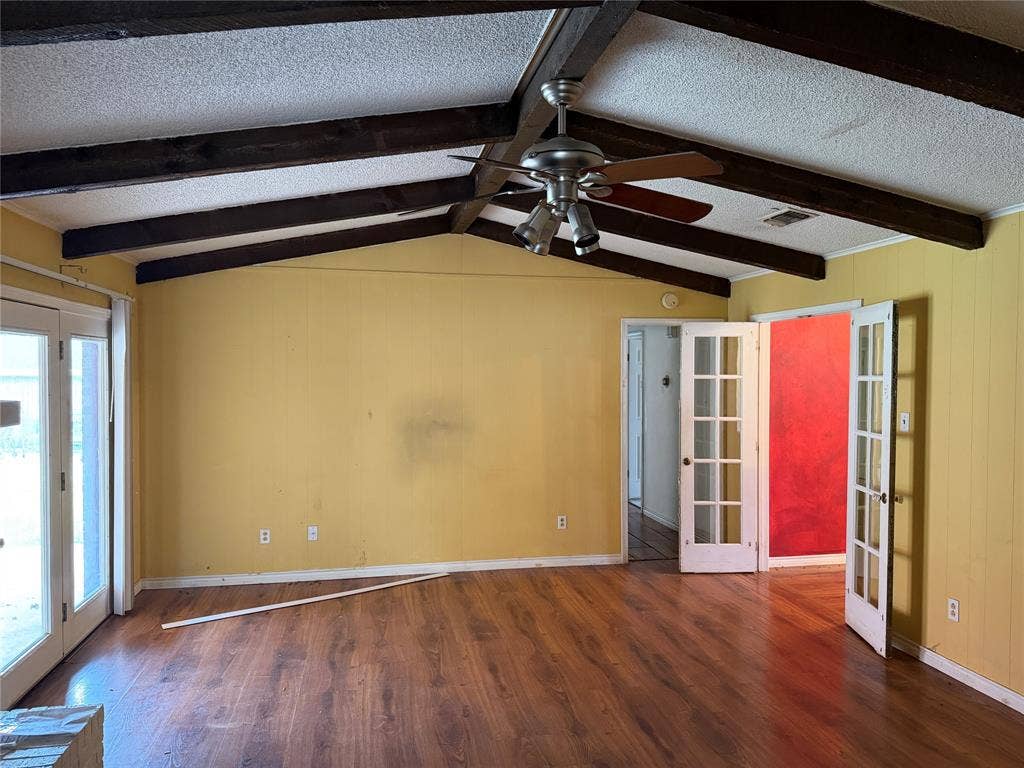 1115 Green River Trail, Cleburne, TX 76033 1115 Green River Trail, Cleburne, TX 76033