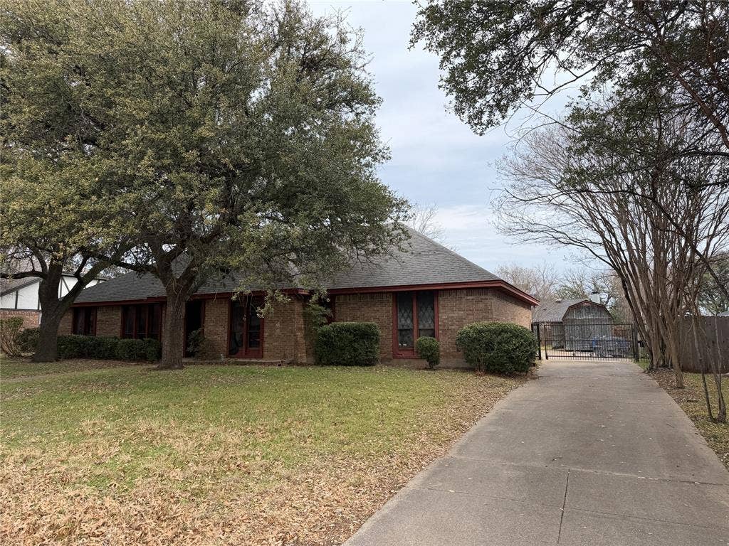 1115 Green River Trail, Cleburne, TX 76033 1115 Green River Trail, Cleburne, TX 76033
