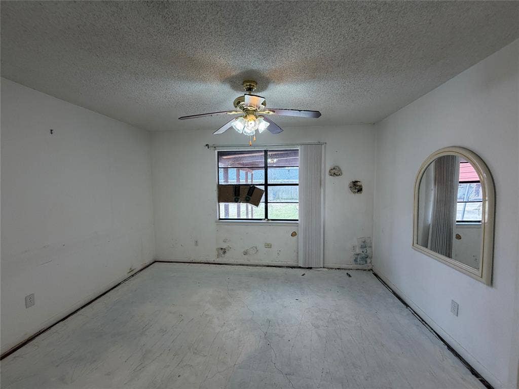 1115 Green River Trail, Cleburne, TX 76033 1115 Green River Trail, Cleburne, TX 76033