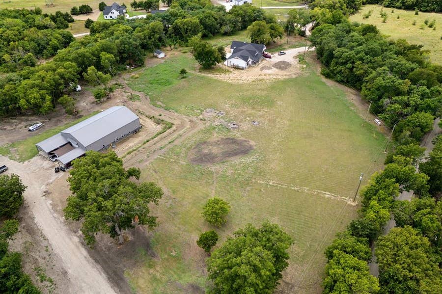 Property photo for 11395 County Road 535, Lavon, TX