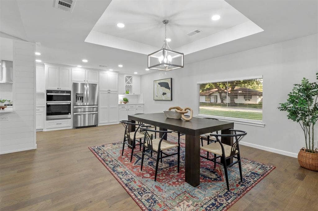 3212 Altman Drive, Dallas, TX 75229 3212 Altman Drive, Dallas, TX 75229