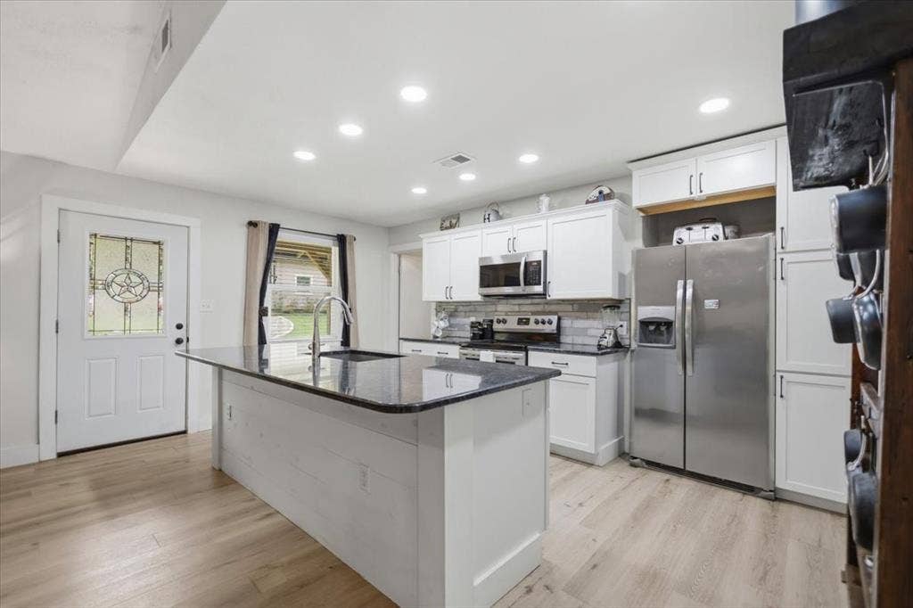 1507 E Tanglewood Drive, Hideaway, TX 75771 1507 E Tanglewood Drive, Hideaway, TX 75771