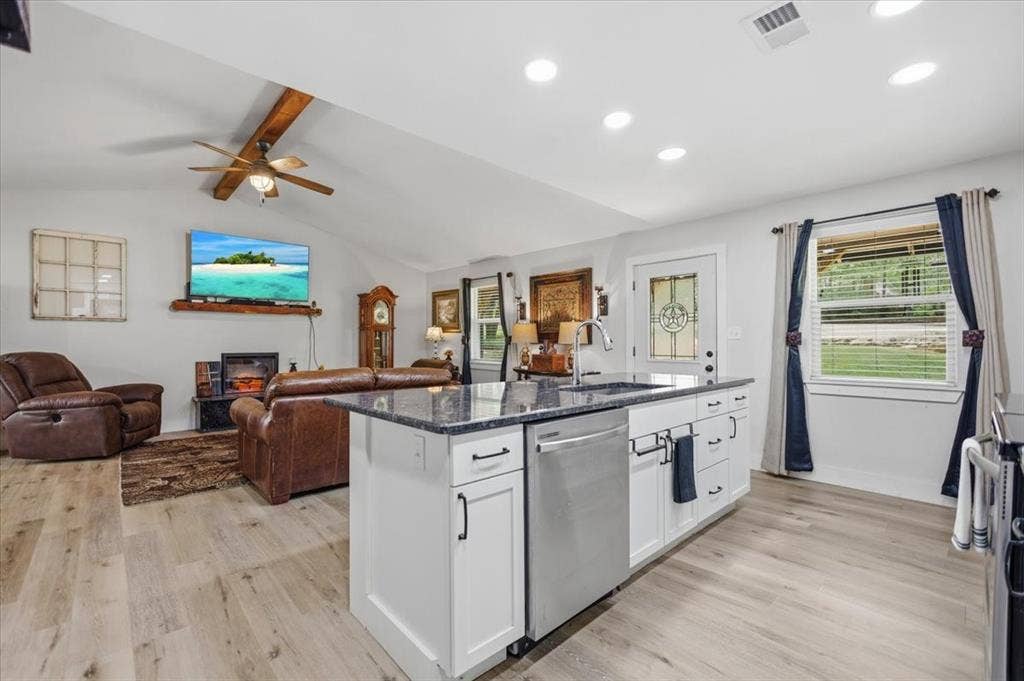 1507 E Tanglewood Drive, Hideaway, TX 75771 1507 E Tanglewood Drive, Hideaway, TX 75771