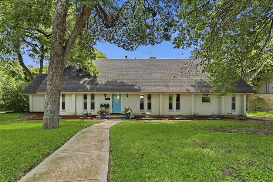 Property photo for 9432 Dixie Lane, Dallas, TX