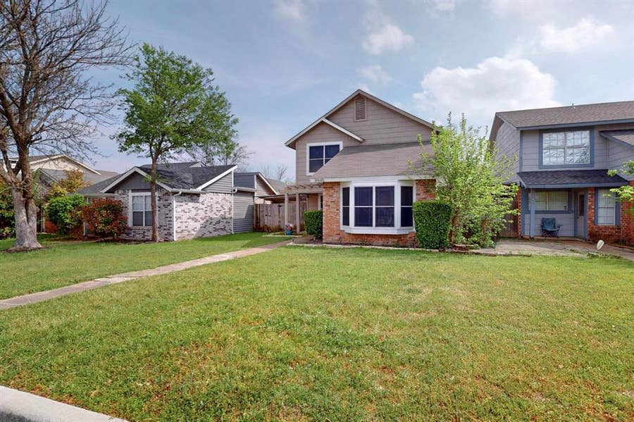 Property photo for 9945 Pack Saddle Trail, Fort Worth, TX