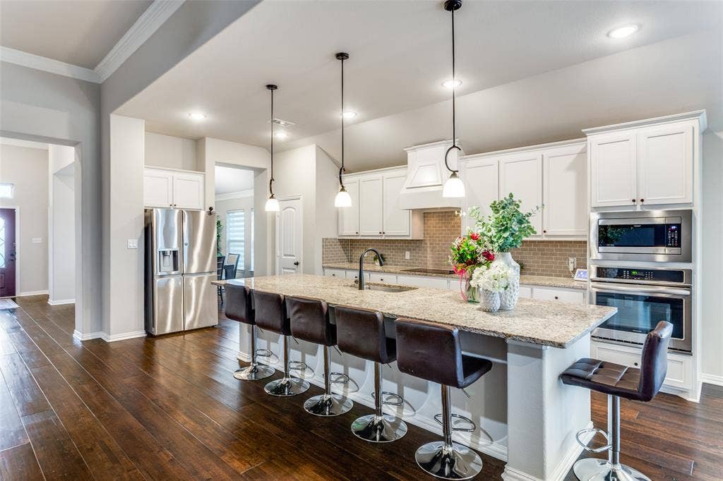 8624 Tucker Drive, Godley, TX 76044 8624 Tucker Drive, Godley, TX 76044