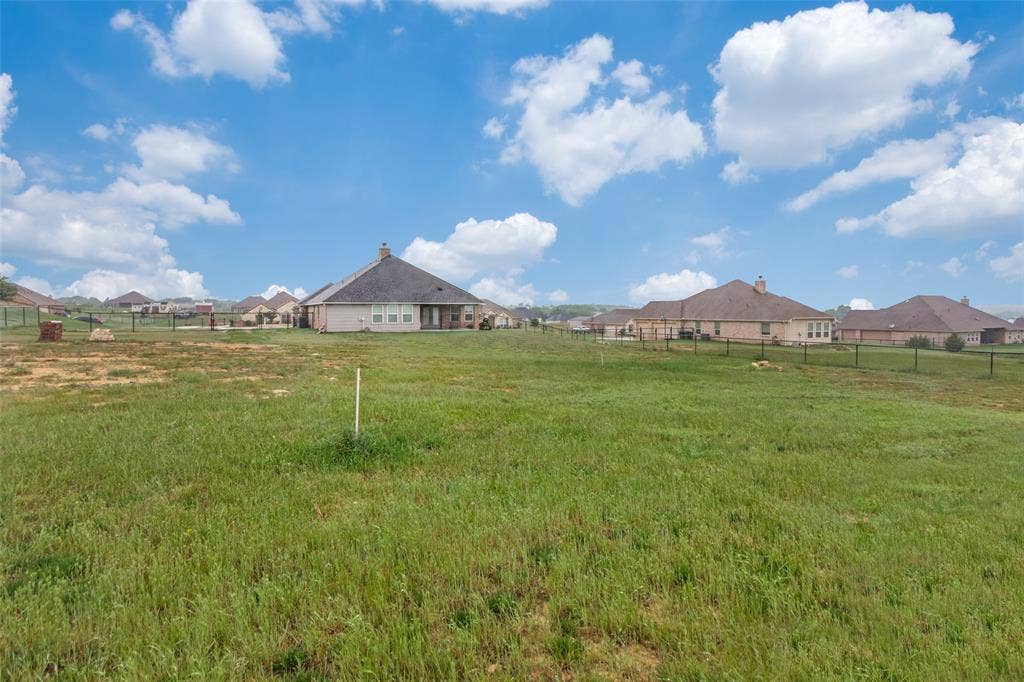 8624 Tucker Drive, Godley, TX 76044 8624 Tucker Drive, Godley, TX 76044