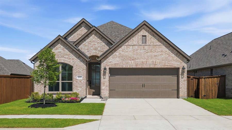 Property photo for 2017 Brewers Lane, Forney, TX