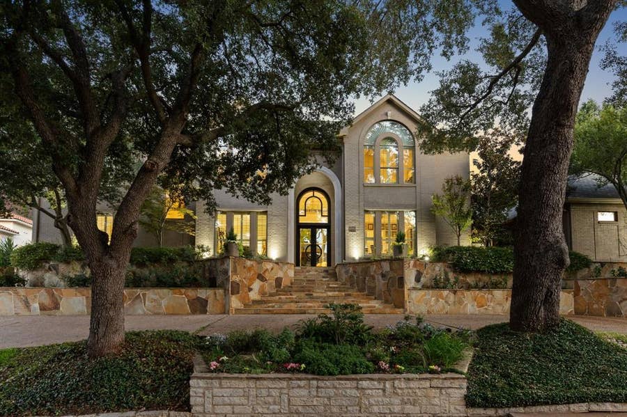 Property photo for 17704 Cedar Creek Canyon Drive, Dallas, TX