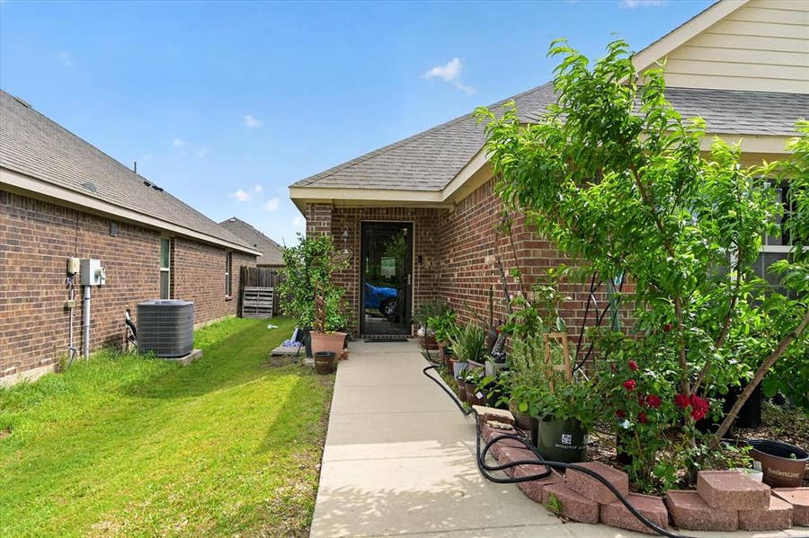Property photo for 1420 Arabella Avenue, Forney, TX