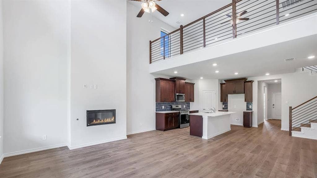 9400 Gossamer Street, McKinney, TX 75071 9400 Gossamer Street, McKinney, TX 75071