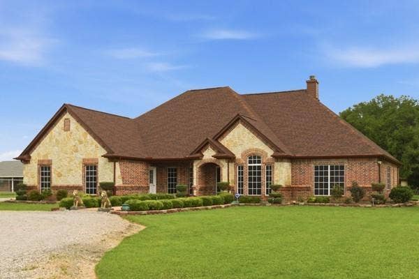 Property photo for 25452 Williams Drive, Justin, TX