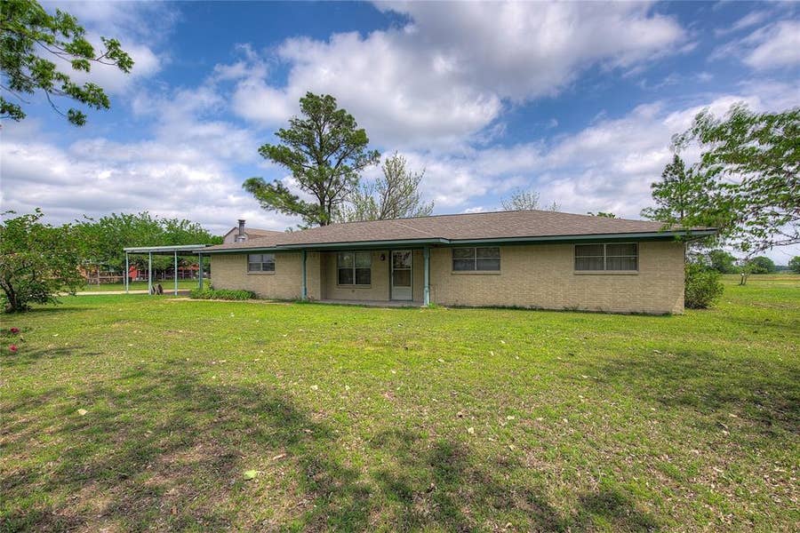 Property photo for 7007 State Highway 50, Commerce, TX