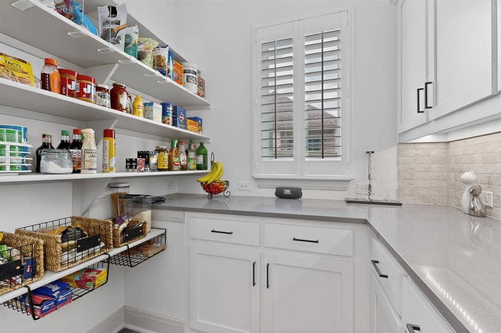 200 W Shetland Lane, Northlake, TX 76247 200 W Shetland Lane, Northlake, TX 76247