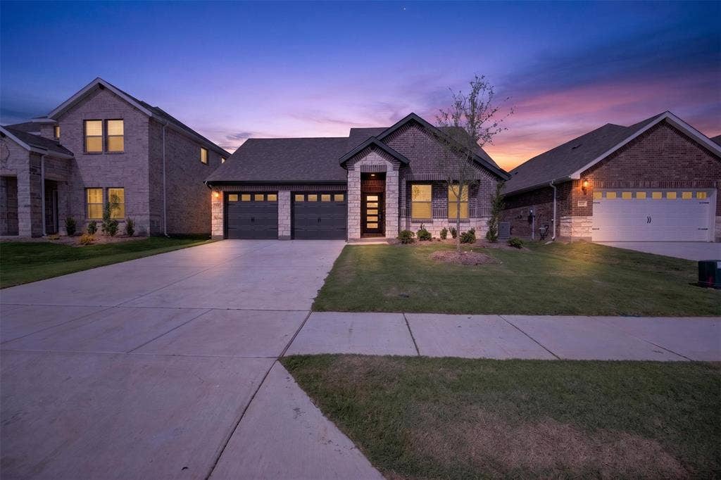 2700 Grand Canyon Street, Anna, TX 75409
