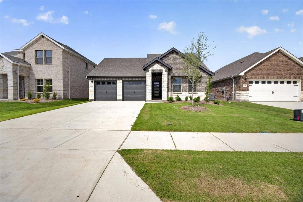 2700 Grand Canyon Street, Anna, TX 75409